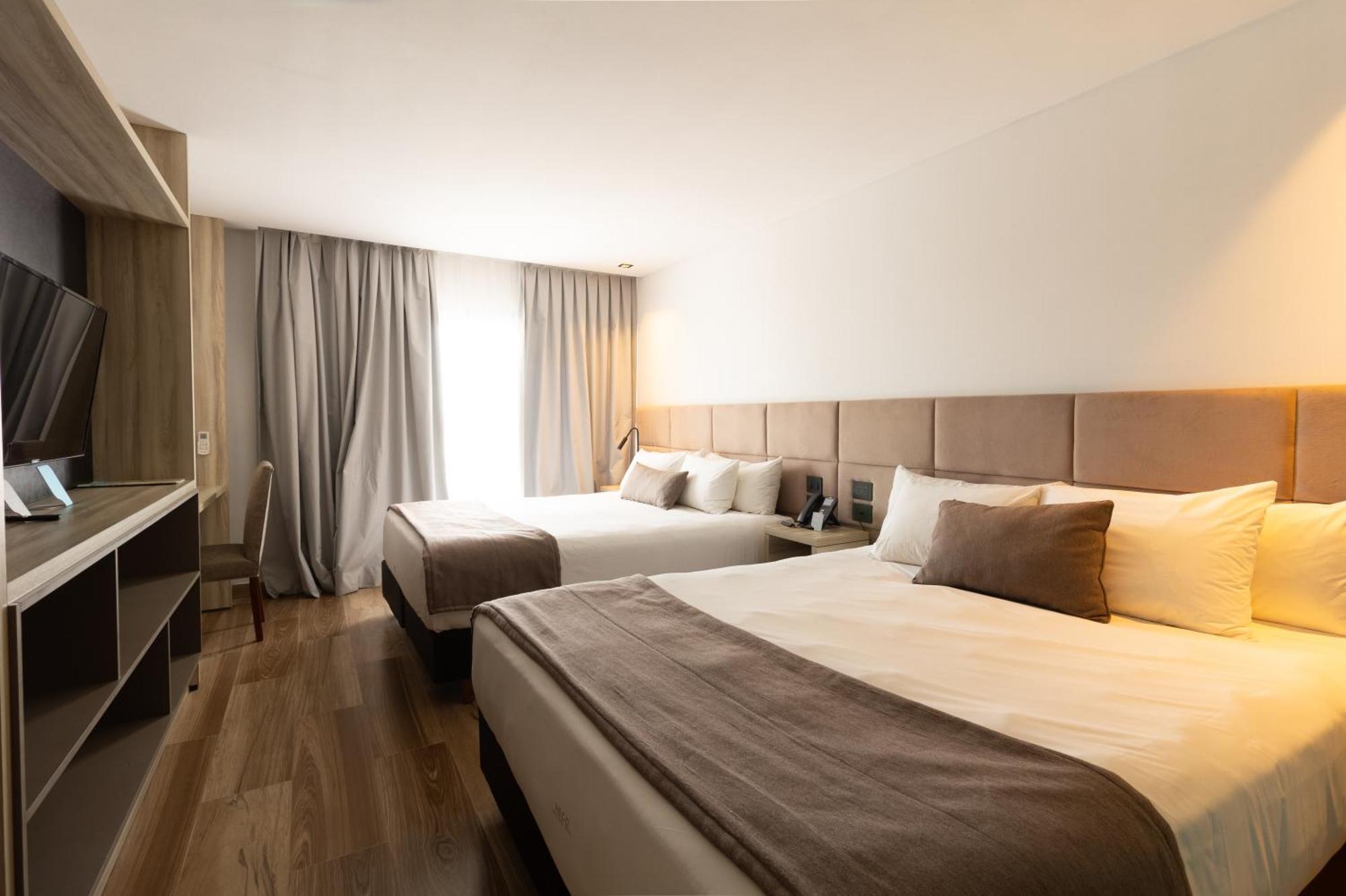 Twin Room,1632331068:JPEG